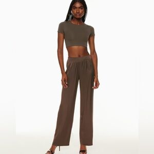 Aritzia Babaton Tribute Satin Pant size M - coffee bean color